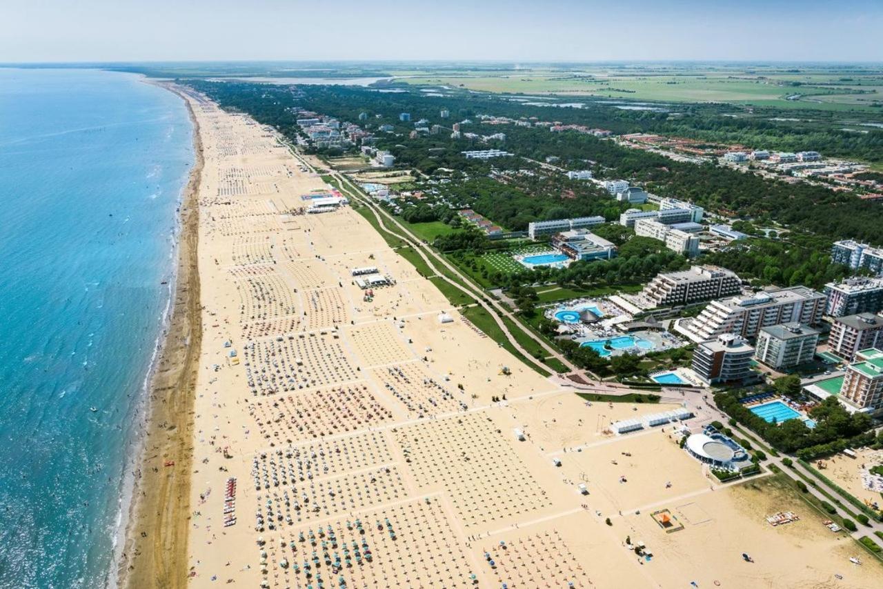 Residenza Al Parco Aparthotel Bibione Eksteriør bilde